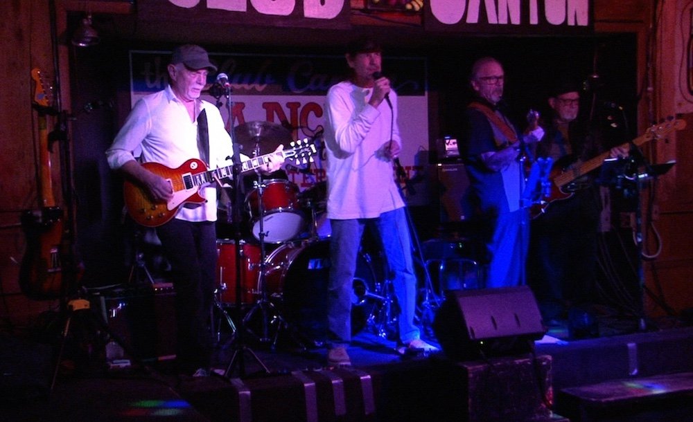 Devar And The Detroiter's: You Wreck Me / Roadhouse Blues