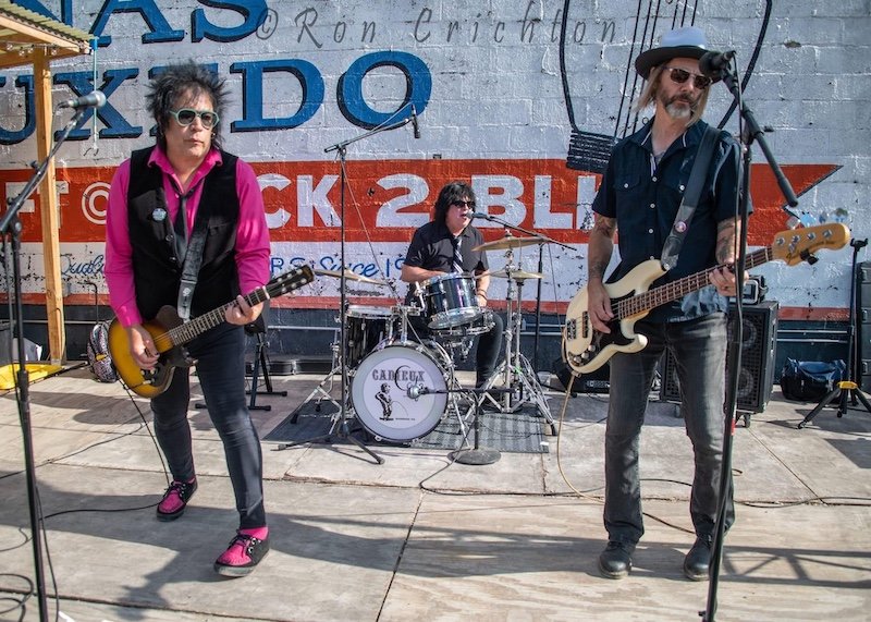 BlashillAudioVideo.com background image